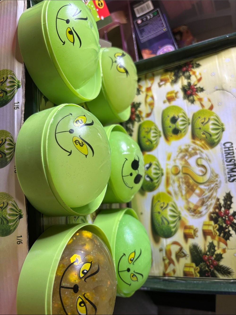 Green Grinch Face Party Favor Cups - Set of 6